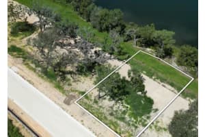 173 TRANQUIL MIRROR LAKE COURT, CLERMONT, FL 34711 - MLS#MFRO6391207