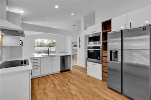 928 TROON CIRCLE, DAVENPORT, FL 33897 - MLS#MFRO6391259