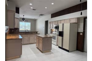 2637 SHINOAK DRIVE, ORLANDO, FL 32837 - MLS#MFRO6391343