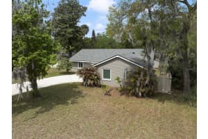 905 WILLOW RUN, ORMOND BEACH, FL 32174 - MLS#MFRO6391349