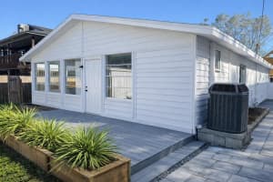 1827 MONTANA AVENUE, ST PETERSBURG, FL 33703 - MLS#MFRO6391367