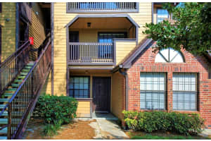 355 Lakepointe Dr #204, ALTAMONTE SPRINGS