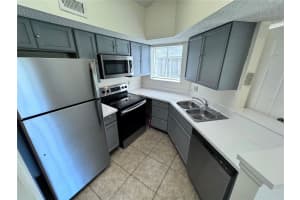 1932 LAKE ATRIUMS CIRCLE, ORLANDO, FL 32839 - MLS#MFRO6391412