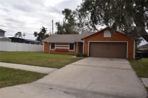 2585 Derby Dr, DELTONA