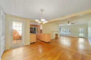 809 WILSON AVENUE, LEESBURG, FL 34748 - MLS#MFRO6391479