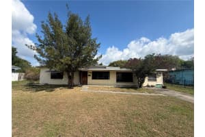 917 LOCUST AVENUE, ORLANDO, FL 32809 - MLS#MFRO6391607