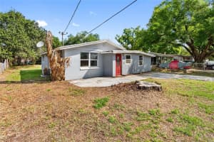 225 4TH JPV STREET, WINTER HAVEN, FL 33880 - MLS#MFRO6391639