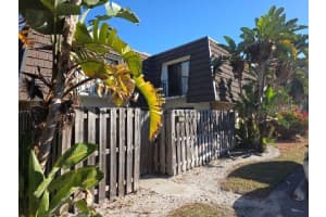 1313 VISTA OAKS CIRCLE, PALM BAY, FL 32905 - MLS#MFRO6391643