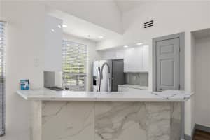 6300 RALEIGH STREET, ORLANDO, FL 32835 - MLS#MFRO6391646