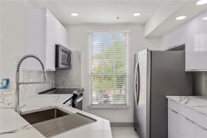 6300 RALEIGH STREET, ORLANDO, FL 32835 - MLS#MFRO6391646