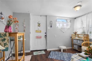 221 AVENUE L NE, WINTER HAVEN, FL 33881 - MLS#MFRO6391663