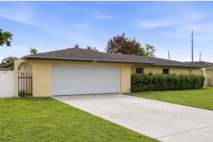 4623 CONWAY GARDENS ROAD, ORLANDO, FL 32806 - MLS#MFRO6391700