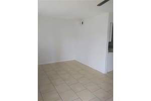 302 SPRING GARDEN AVENUE, DELAND, FL 32720 - MLS#MFRO6391786