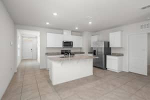 1038 VICTORIA PARC AVENUE, ORANGE CITY, FL 32763 - MLS#MFRO6391815