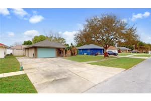 33817 SECRET HILL DRIVE, LEESBURG, FL 34788 - MLS#MFRO6391831