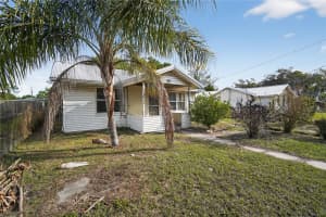 2446 MAGNOLIA STREET, LAKELAND, FL 33801 - MLS#MFRO6391847