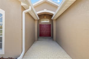 1240 VINETREE DRIVE, BRANDON, FL 33510 - MLS#MFRO6391885