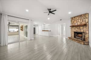 627 MELLOWOOD AVENUE, ORLANDO, FL 32825 - MLS#MFRO6391988