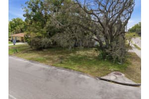 1301 CENTRAL AVENUE, APOPKA, FL 32703 - MLS#MFRO6392018