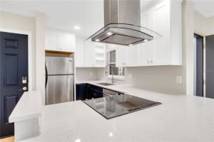 1000 SEMORAN BOULEVARD, WINTER PARK, FL 32792 - MLS#MFRO6392099