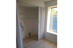 4916 SILVER OAKS VLG #E, ORLANDO, FL 32808 - MLS#MFRO6392224