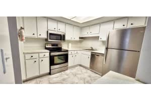 545 FAIRWAYS DRIVE, OCALA, FL 34472 - MLS#MFRO6392315