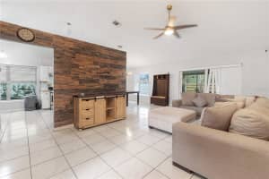 110 BAYWEST DRIVE, ORLANDO, FL 32835 - MLS#MFRO6392341