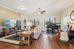 235 INDIAN WELLS AVENUE, KISSIMMEE, FL 34759 - MLS#MFRO6392454