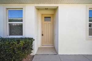 32869 WOODTHRUSH WAY, WESLEY CHAPEL, FL 33545 - MLS#MFRO6392477