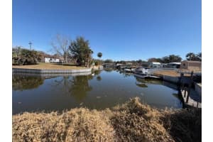 1508 ORANGE AVENUE, TAVARES, FL 32778 - MLS#MFRO6392573