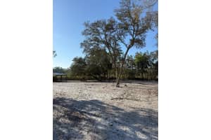 3RD AVE, DELAND, FL 32720 Sold 04/21/26