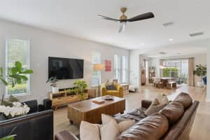 7271 SUNNY MEADOW ALY, WINDERMERE, FL 34786 - MLS#MFRO6392619