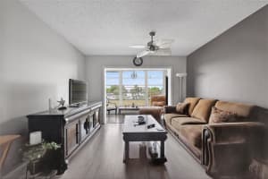 8051 SUNRISE LAKES DRIVE, SUNRISE, FL 33322 - MLS#MFRO6392675
