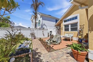 12315 KENTON COURT, ORLANDO, FL 32837 - MLS#MFRO6392715