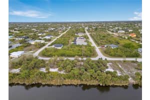 14246 FORT WORTH CIRCLE, PORT CHARLOTTE, FL 33981 - MLS#MFRO6392721