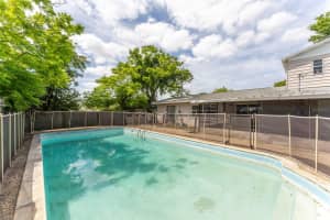 2713 GREENFIELD AVENUE, ORLANDO, FL 32808 - MLS#MFRO6392767