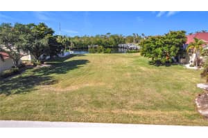 3227 PURPLE MARTIN DRIVE, PUNTA GORDA, FL 33950 - MLS#MFRO6392771