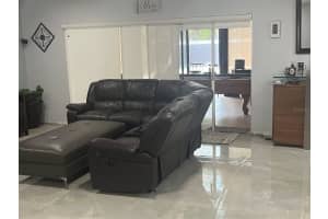 9260 164TH STREET, PALMETTO BAY, FL 33157 - MLS#MFRO6392776