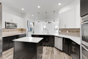 10466 SIDDINGTON DRIVE, ORLANDO, FL 32832 - MLS#MFRO6392781