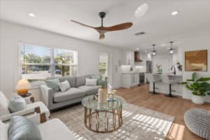 426 SUNRISE COURT, ORLANDO, FL 32803 - MLS#MFRO6392809