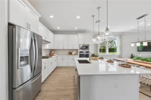 2418 PARK RIDGE STREET, APOPKA, FL 32712 - MLS#MFRO6392828