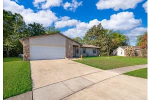 612 RIVERWOODS CIRCLE, ORLANDO, FL 32825 - MLS#MFRO6392840