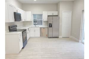 741 LEE AVENUE, ORLANDO, FL 32805 - MLS#MFRO6392848