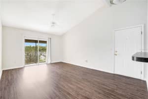 145 PEARL LAKE CAUSEWAY, ALTAMONTE SPRINGS, FL 32714 - MLS#MFRO6392971