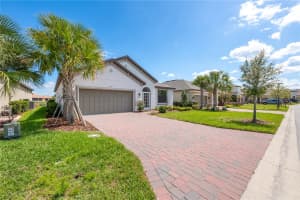1912 MOLISE DRIVE, KISSIMMEE, FL 34759 - MLS#MFRO6392976