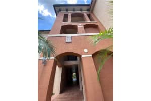 6141 METROWEST BOULEVARD, ORLANDO, FL 32835 - MLS#MFRO6392995