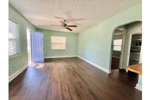 115 CHESLEY AVENUE, EUSTIS, FL 32726 - MLS#MFRO6393071