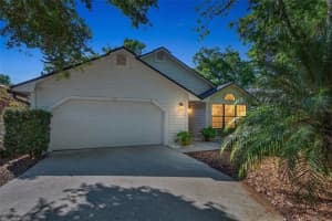 110 Whitley Bay Ln, LONGWOOD
