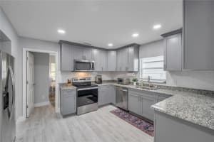 2703 18TH STREET, ST PETERSBURG, FL 33712 - MLS#MFRO6393206