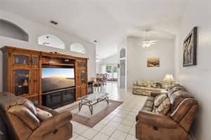 527 DURANGO LOOP STREET, DAVENPORT, FL 33897 - MLS#MFRO6393230